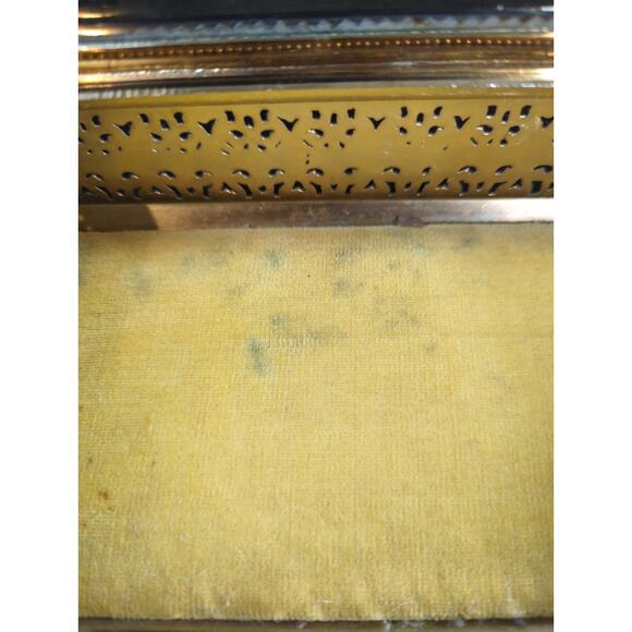 Vintage Gold Filigree Casket Jewelry Box Etched Starburst Hinged Lid Cherub - Picture 7 of 11